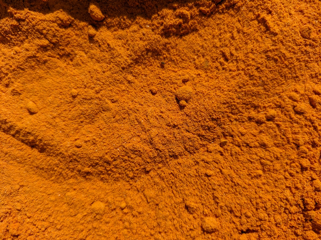 Ciotola di cereali integrali e legumi